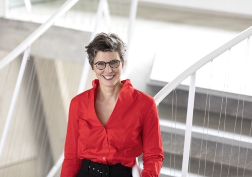 ELISABETH FUCHS, conductor LOVRO MERČEP, saxophone Wagner / Dešpalj / Schubert 15. December 2023 19:30 Lisinski Hall