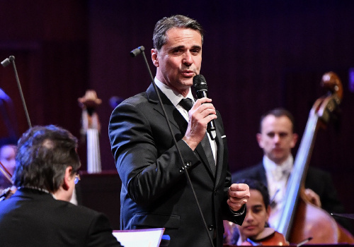 MY WAY… - RASPRODANO DINKO APPELT, dirigent ĐANI STIPANIČEV, tenor Gosti: RENATA SABLJAK i vokalni sastav The messengers 21. studenoga 2025 19:30 KD Vatroslav Lisinski