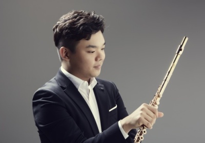 <p><strong>PHILIPPE BERNOLD, conductor</strong></p>
<p><strong>NATHALIE ROZAT,<em> piccolo</em> flute</strong></p>
<p><strong>YUBEEN KIM, flute</strong></p>
<p>Debussy / Ibert / McKimm&nbsp;/ Dukas</p> 17. November 2023 19:30 Lisinski Hall