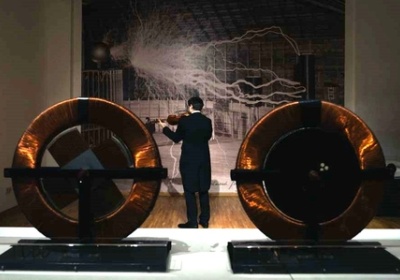 <p><strong>TESLA WAVES</strong></p>
<p><strong>DAWID RUNTZ, conductor</strong></p>
<p><strong>ST. BLAŽ, Croatian vocal ensemble&nbsp;</strong></p> 24. November 2023 19:30 Lisinski Hall