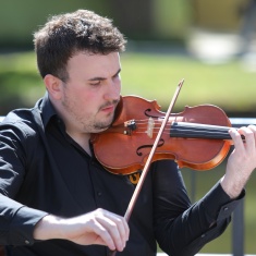 koncert-komornih-sastava-zagrebacke-filharmonije-u-zooloskom-vrtu-na-labudem-otoku-gallery_image-5-1618215093.43.JPG