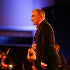 stjepan-jimmy-stanic-and-zagrebacka-filharmonija-gallery_image-1-1619608327.67.jpg