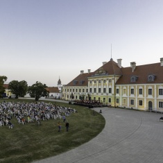 zagrebacka-filharmonija-uz-vukovar-gallery_image-8-1637066395.07.jpg