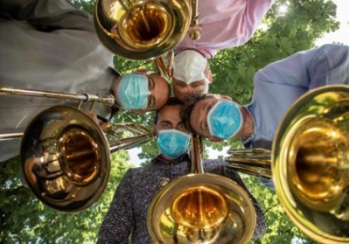PROLJEĆE NA LABUĐEM OTOKU SA ZAGREBAČKOM FILHARMONIJOM, U 14:00 sati ZOOLOŠKI VRT